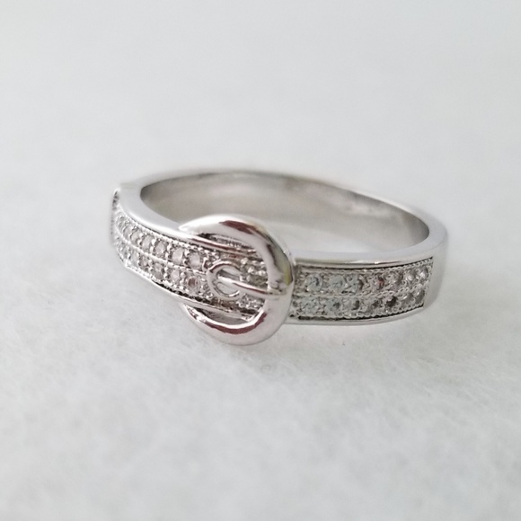 18k Pave Buckle Ring - Picture 6 of 8